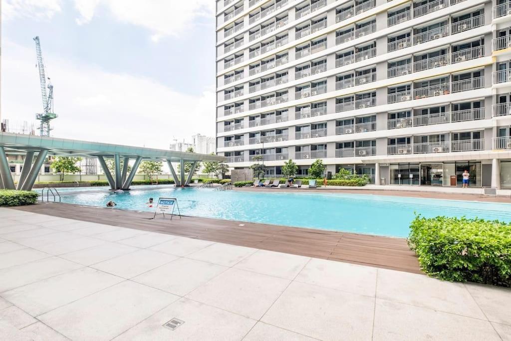 Minju Staycation At Fame Residences Free Netflix & Wifi Manila Exterior photo